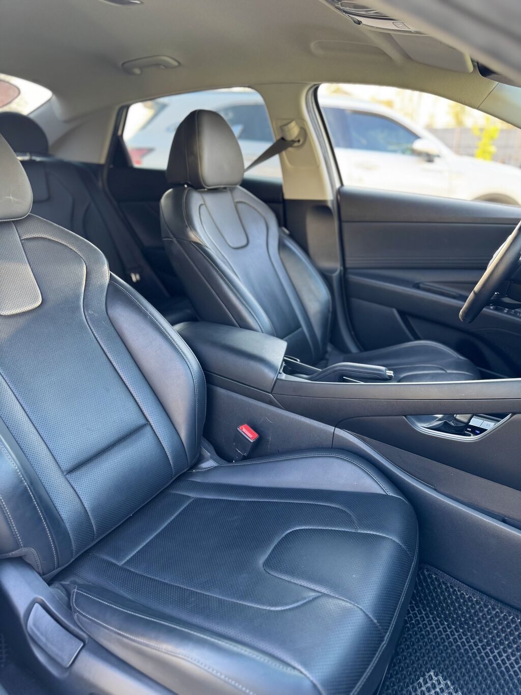 Hyundai Avante: 2021 г., 1.6 л, Автомат, Бензин, Седан: фото 8