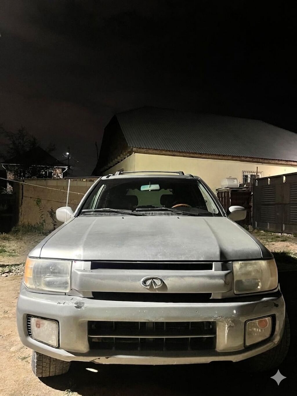 Infiniti QX4