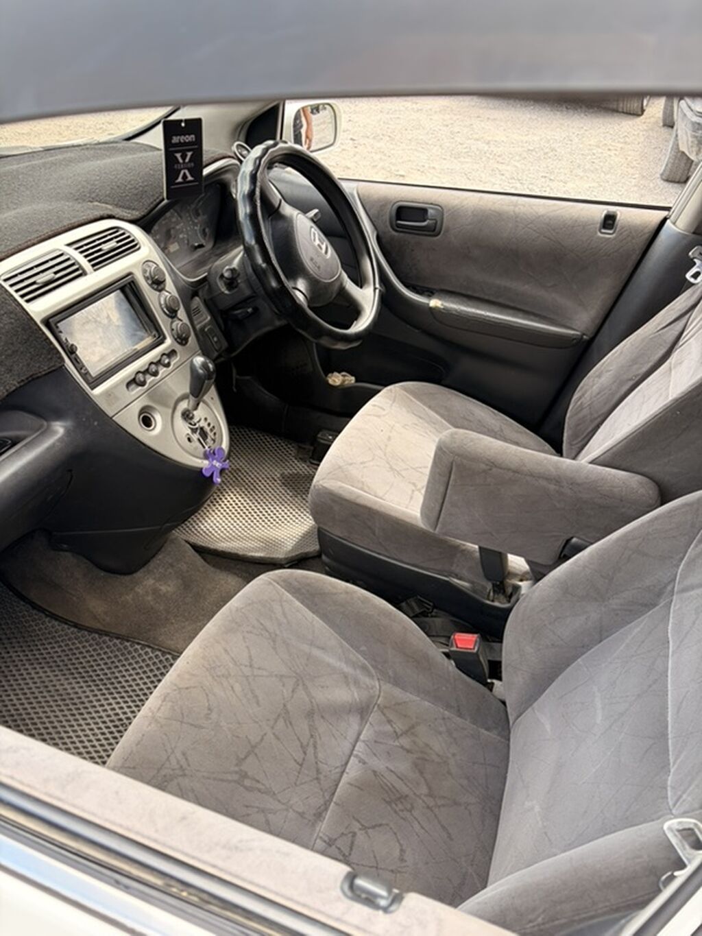 Honda Civic: 2001 г., 1.5 л, Автомат, Бензин, Хэтчбэк: фото 3