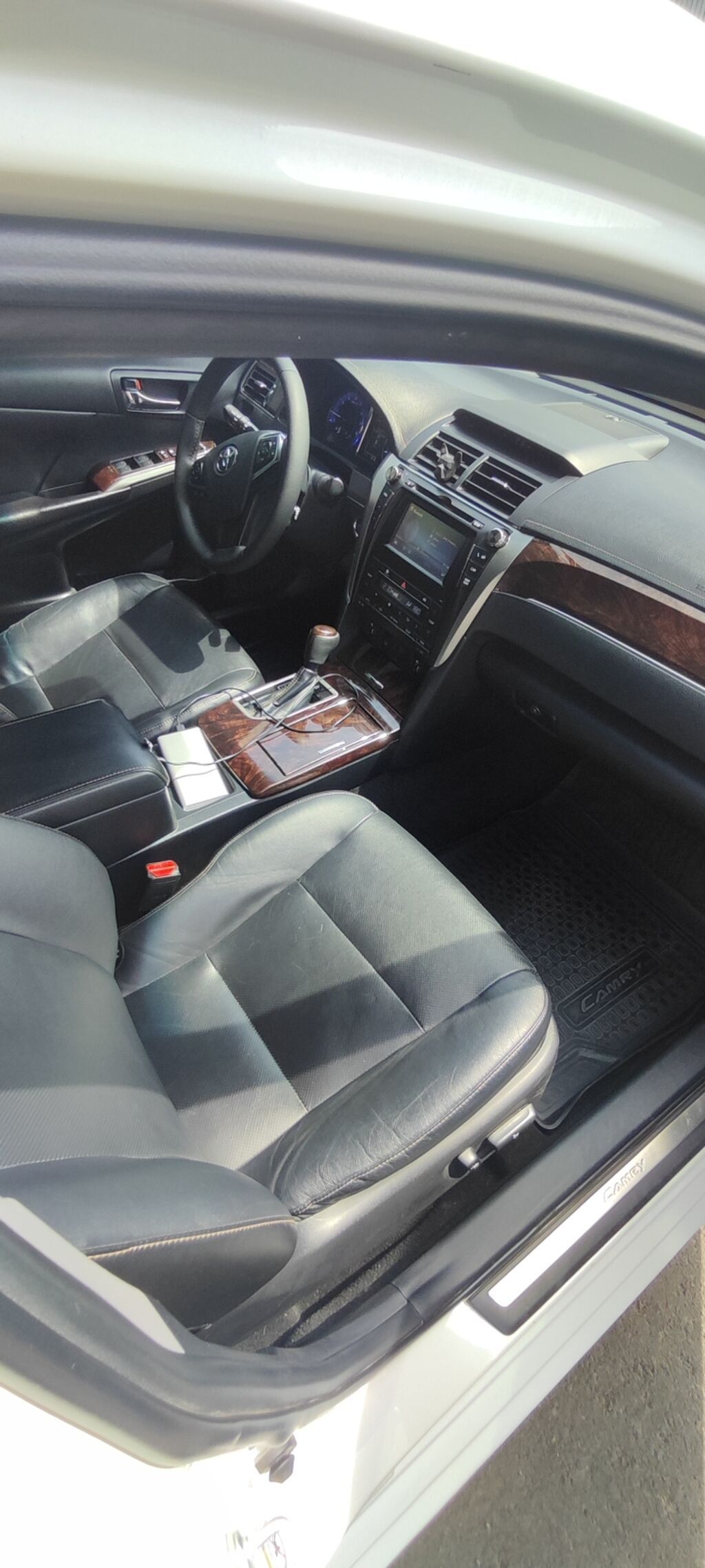 Toyota Camry: 2016 г., 2.5 л, Автомат, Бензин, Седан: фото 5