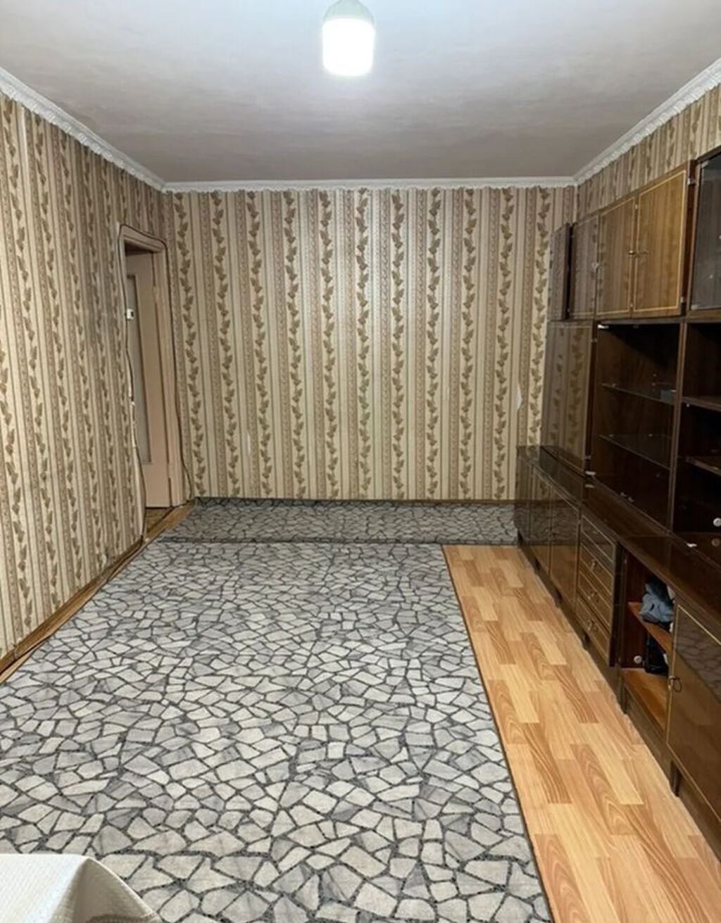 3 комнаты, 58 м², Аламедин-1 мкр 104 серия, 3 этаж, Косметический ремонт: фото 2