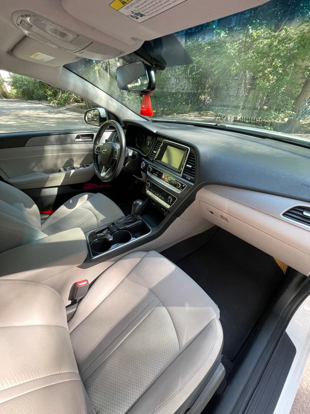 Hyundai Sonata: 2018 г., 2.4 л, Автомат, Бензин, Седан: фото 3