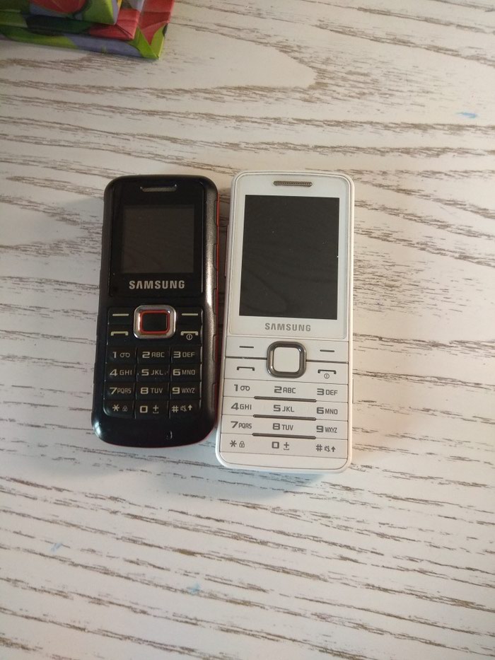 Samsung: Κινητά τηλέφωνα Samsung σε πολύ καλή κατάσταση σε lalafo.gr Κινητά τηλέφωνα Samsung σε πολύ καλή κατάσταση σε Περιφερειακή ενότητα Θεσσαλονίκης