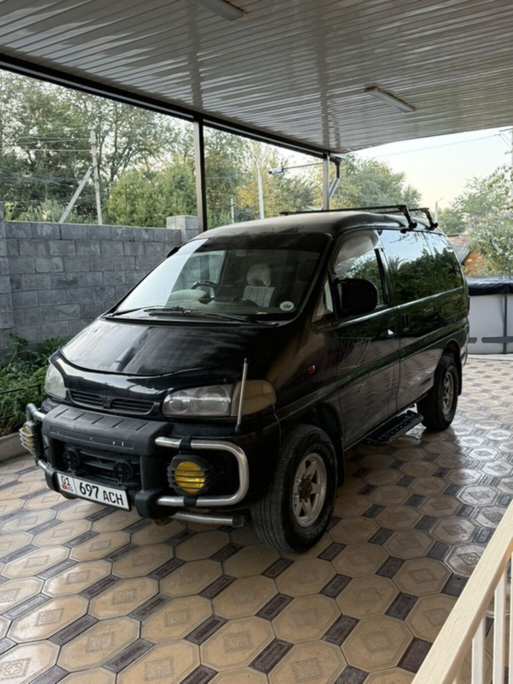Mitsubishi Delica: 1996 г., 2.4 л, Автомат, Бензин, Минивэн: фото 2
