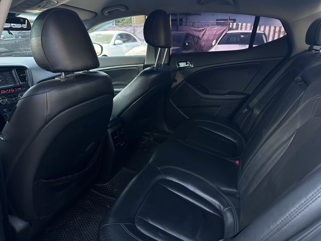 Kia Optima: 2010 г., 2 л, Бензин, Седан: фото 6