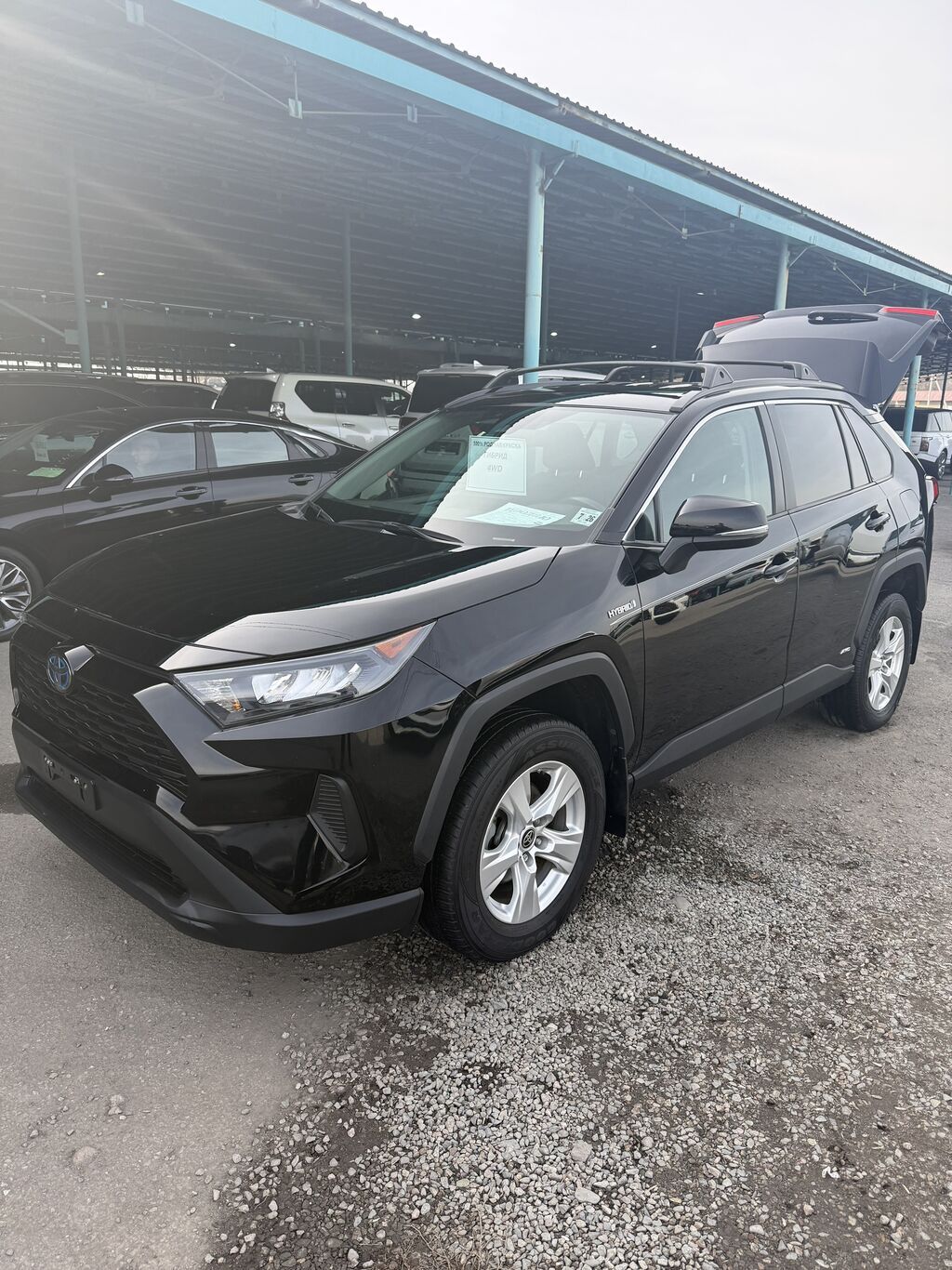 Toyota RAV4: 2021 г., 2.5 л, Автомат, Гибрид, Кроссовер: фото 3