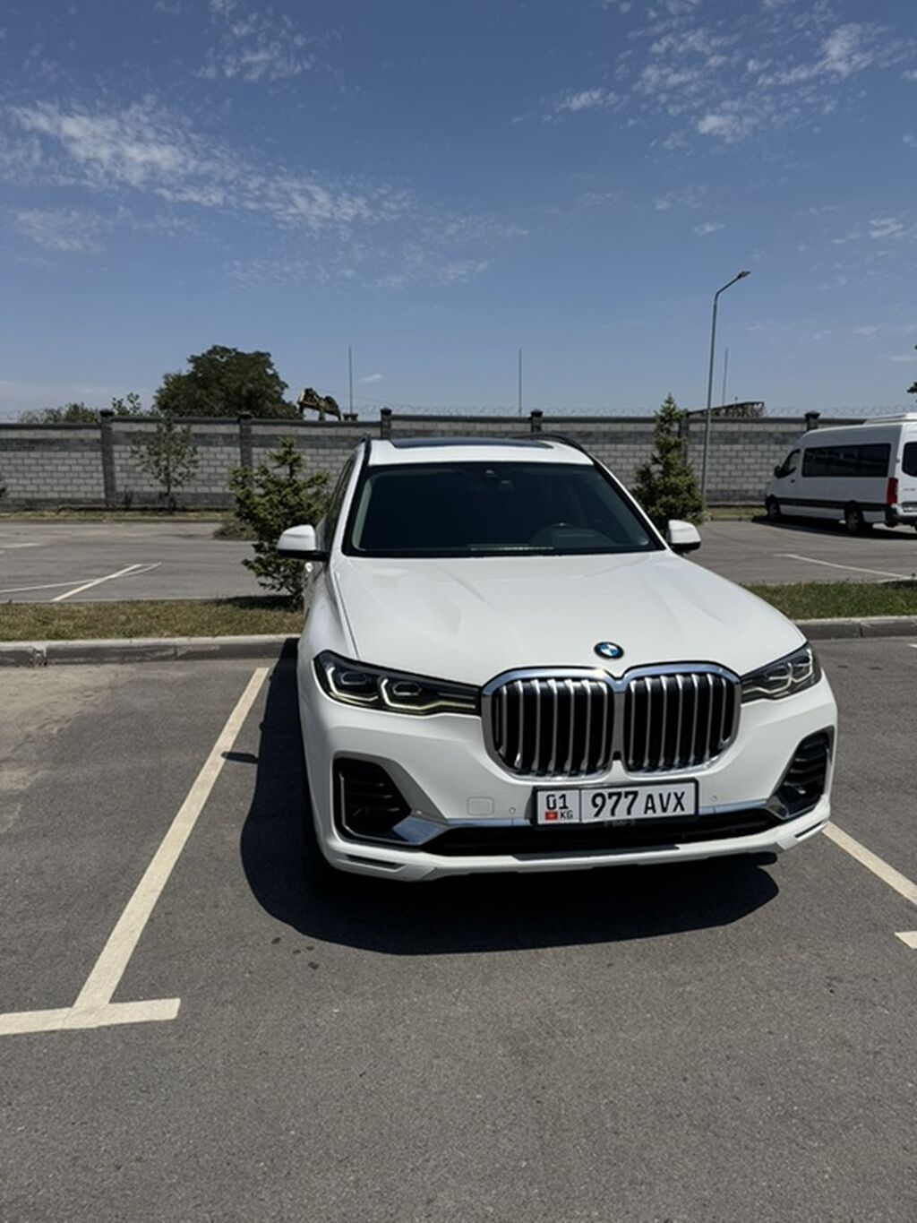 BMW X7: 2021 г., 3 л, Автомат, Бензин, Внедорожник: фото 3