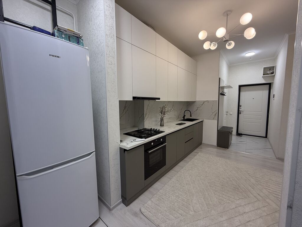 1 комната, 30 м², Элитка, 10 этаж, Евроремонт: фото 2