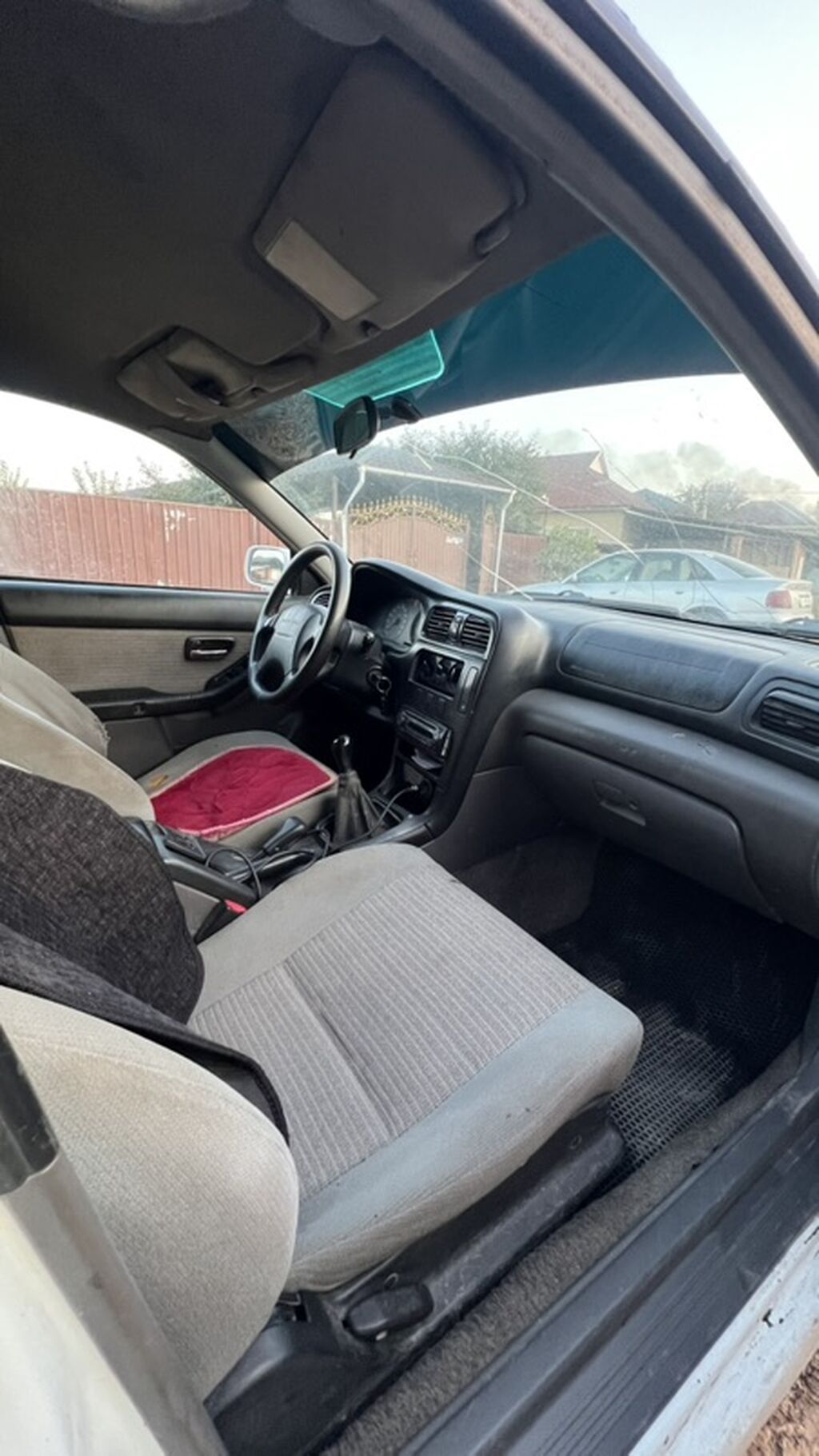 Subaru Legacy: 2000 г., 2 л, Механика, Бензин, Универсал: фото 7