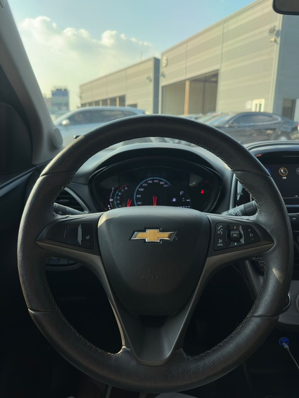 Chevrolet Spark: 2020 г., 1 л, Автомат, Бензин, Хэтчбэк: фото 4