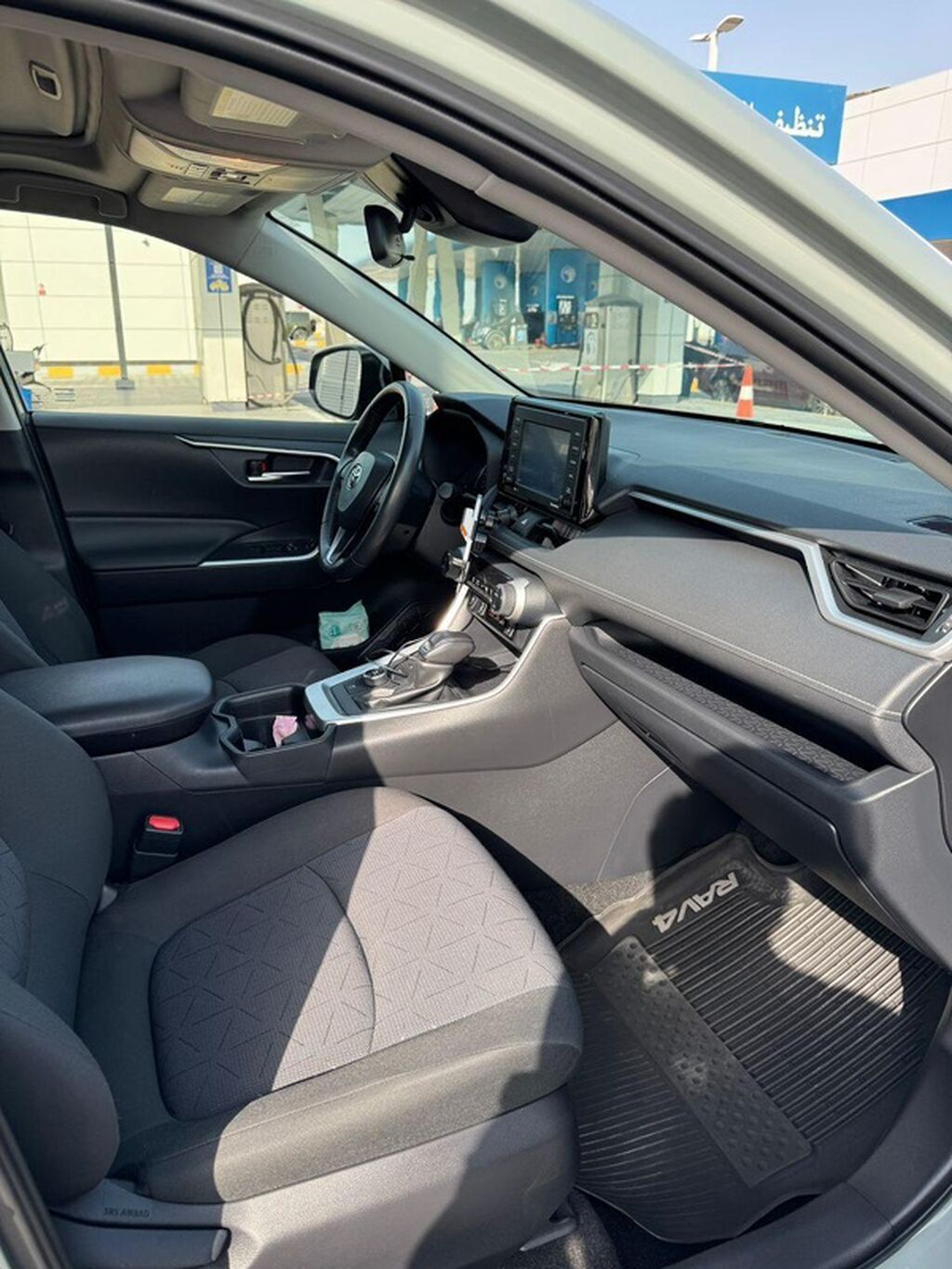 Toyota RAV4: 2020 г., 2.5 л, Автомат, Гибрид, Кроссовер: фото 7