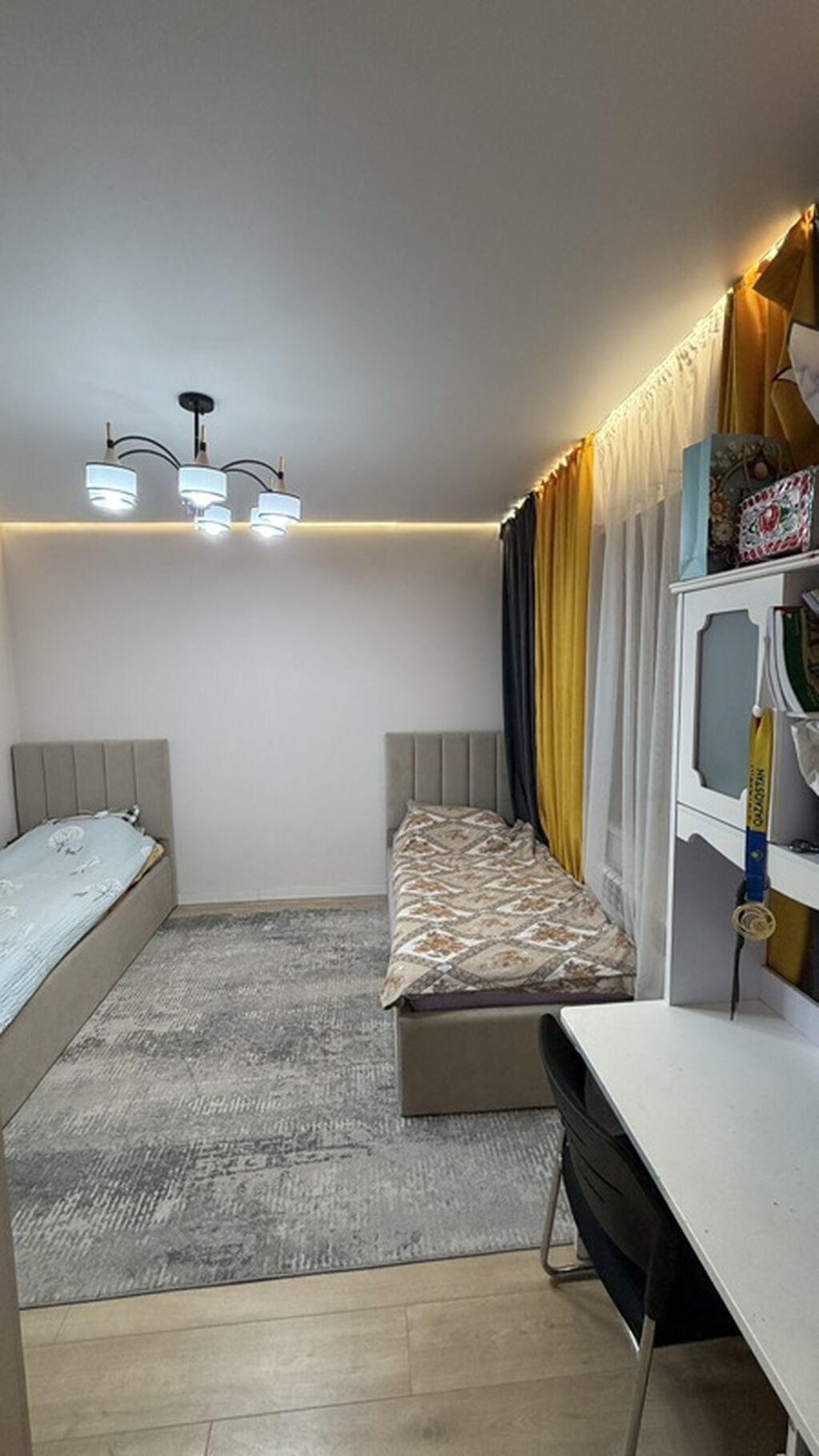 Продается двухэтажный дом 200кв м. С дизайнерским ремонтом . Зал 3: фото 8