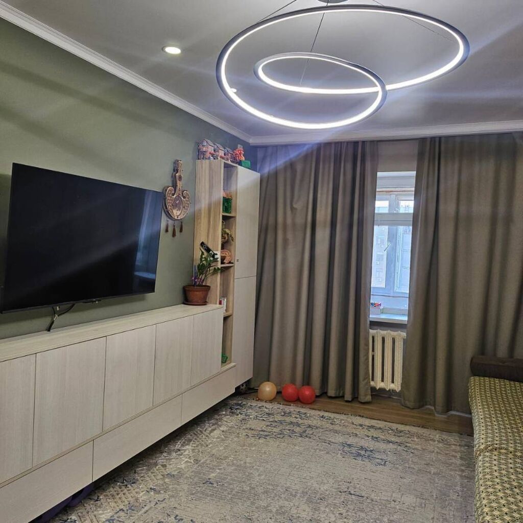 Продам 4-комн. квартиру, 75 м², 5 этаж, гараж: фото 2