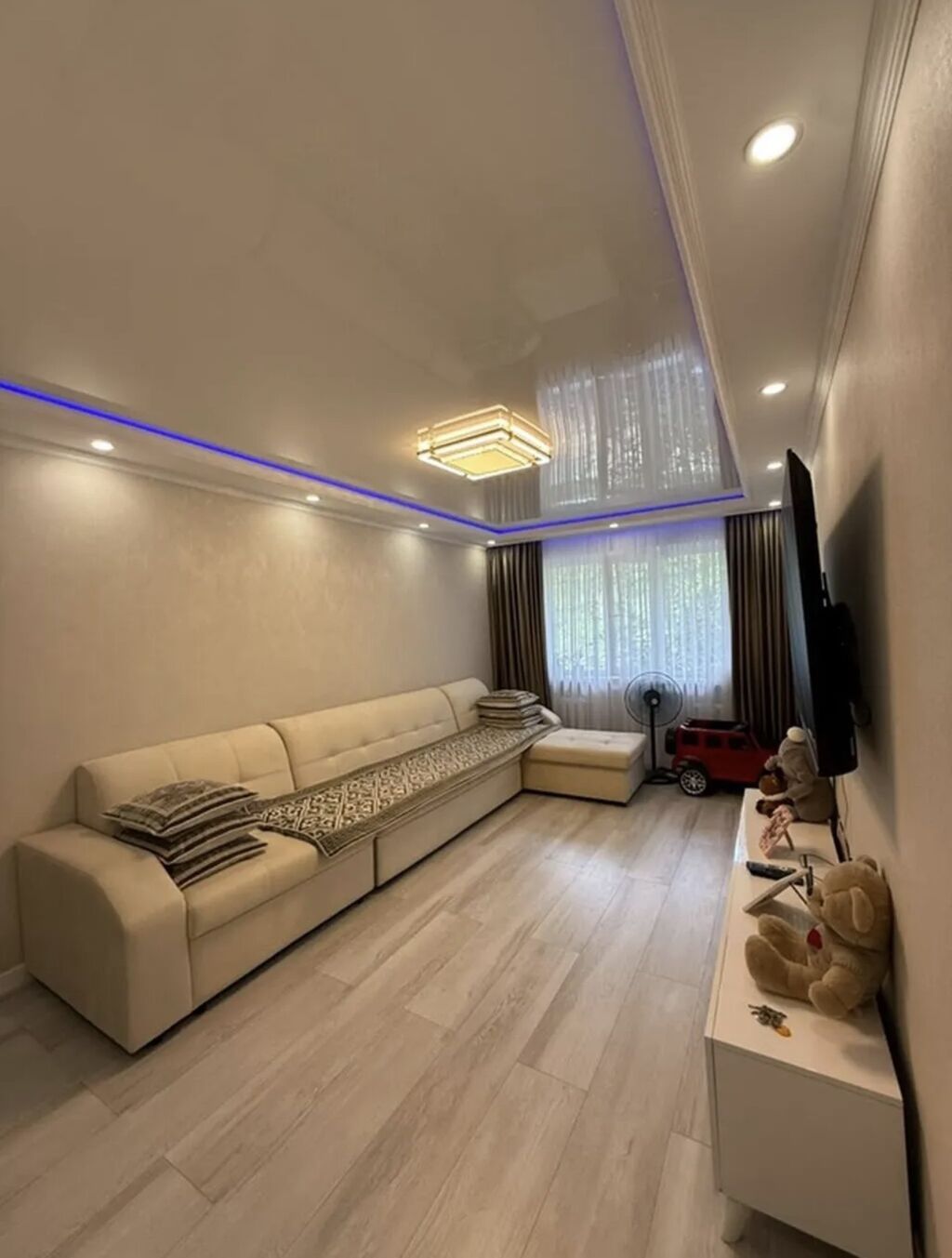3 комнаты, 58 м², 10 мкр 104 серия, 1 этаж, Евроремонт: фото 3