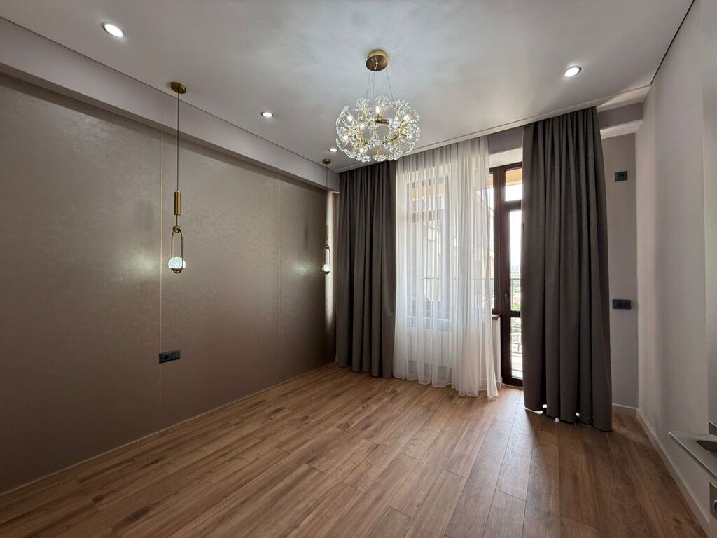 3 комнаты, 70 м², Восток-5 мкр Элитка, 10 этаж, Евроремонт: фото 3