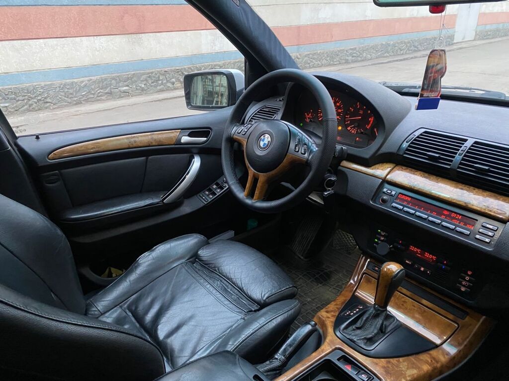BMW X5: 2001 г., 4.4 л, Автомат, Бензин, Кроссовер: фото 4