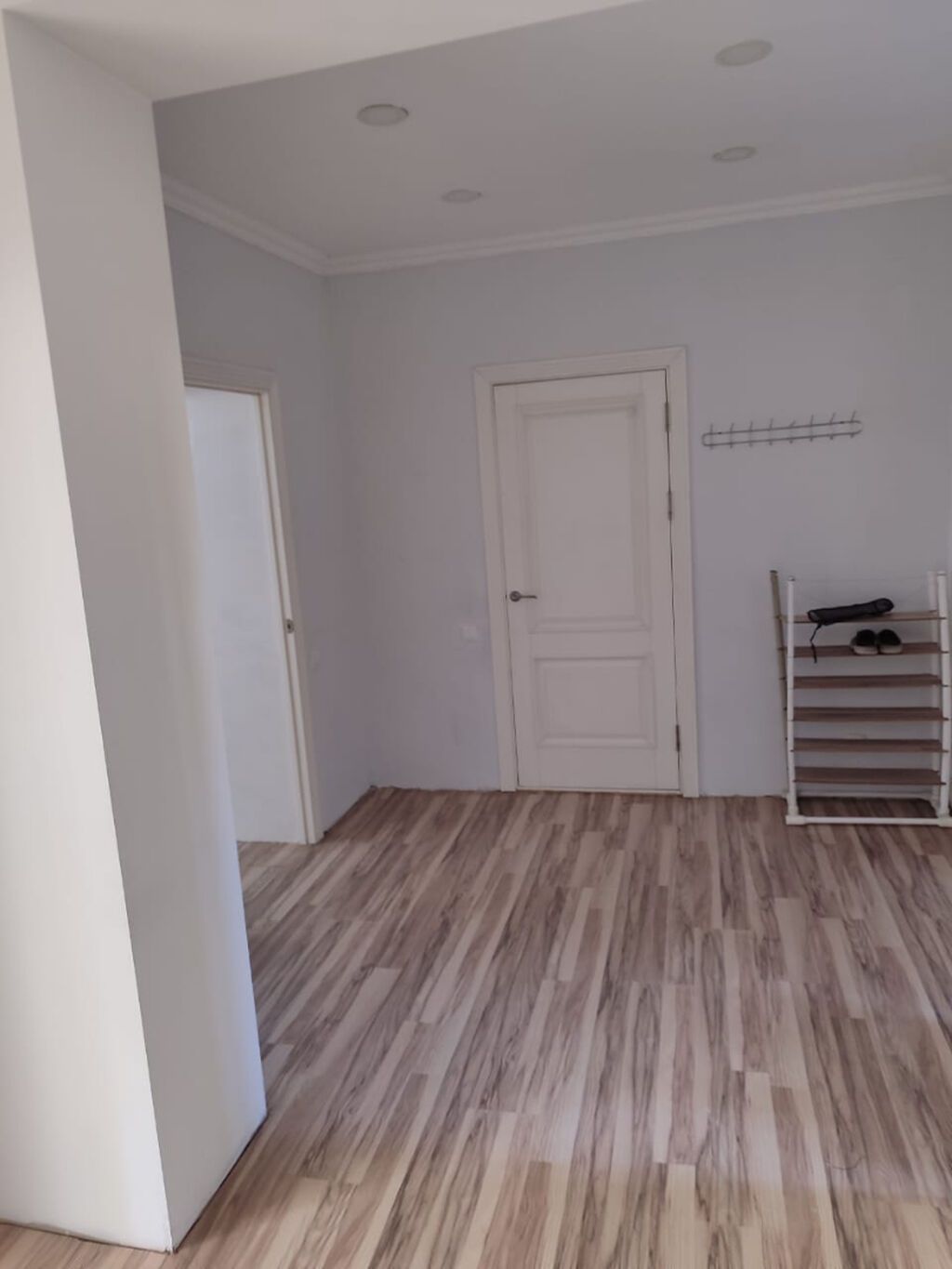 4 комнаты, 150 м², 4 соток, Бишкек, Городская больница №4 (ул. Айни) Агентство недвижимости: фото 5