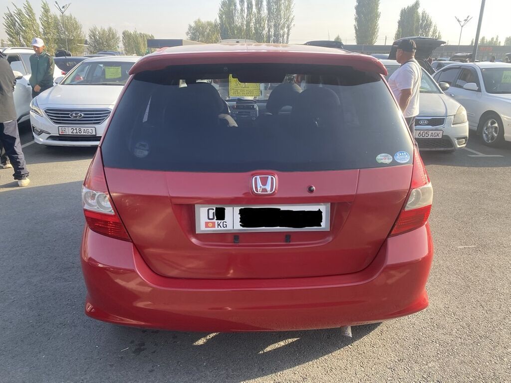 Honda Jazz: 2005 г., 1.5 л, Механика, Бензин, Хэтчбэк: фото 6