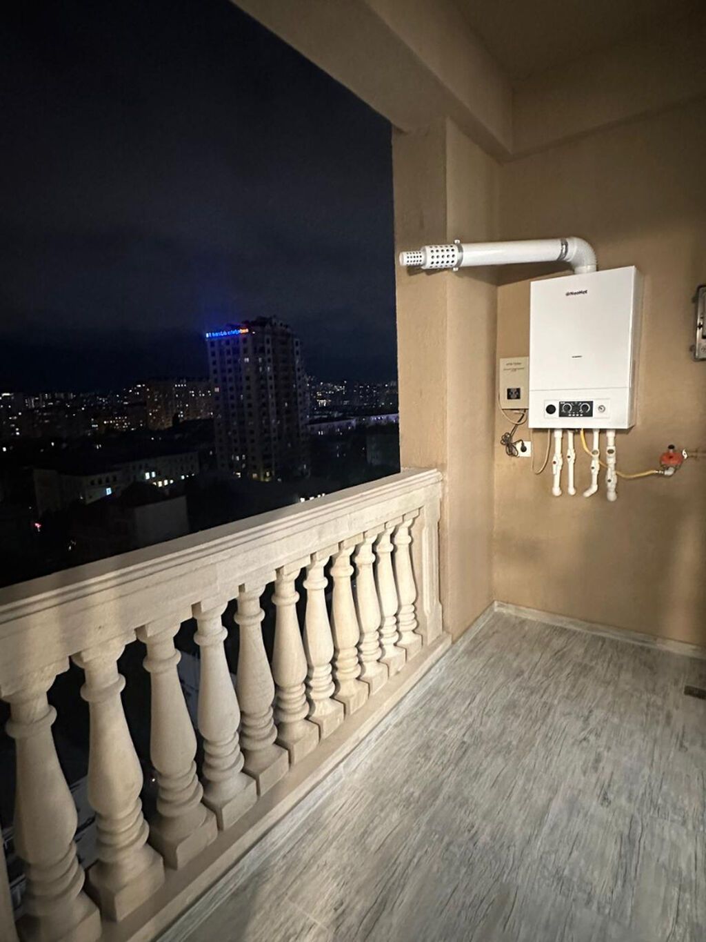 3 otaqlı, 115 kv. m