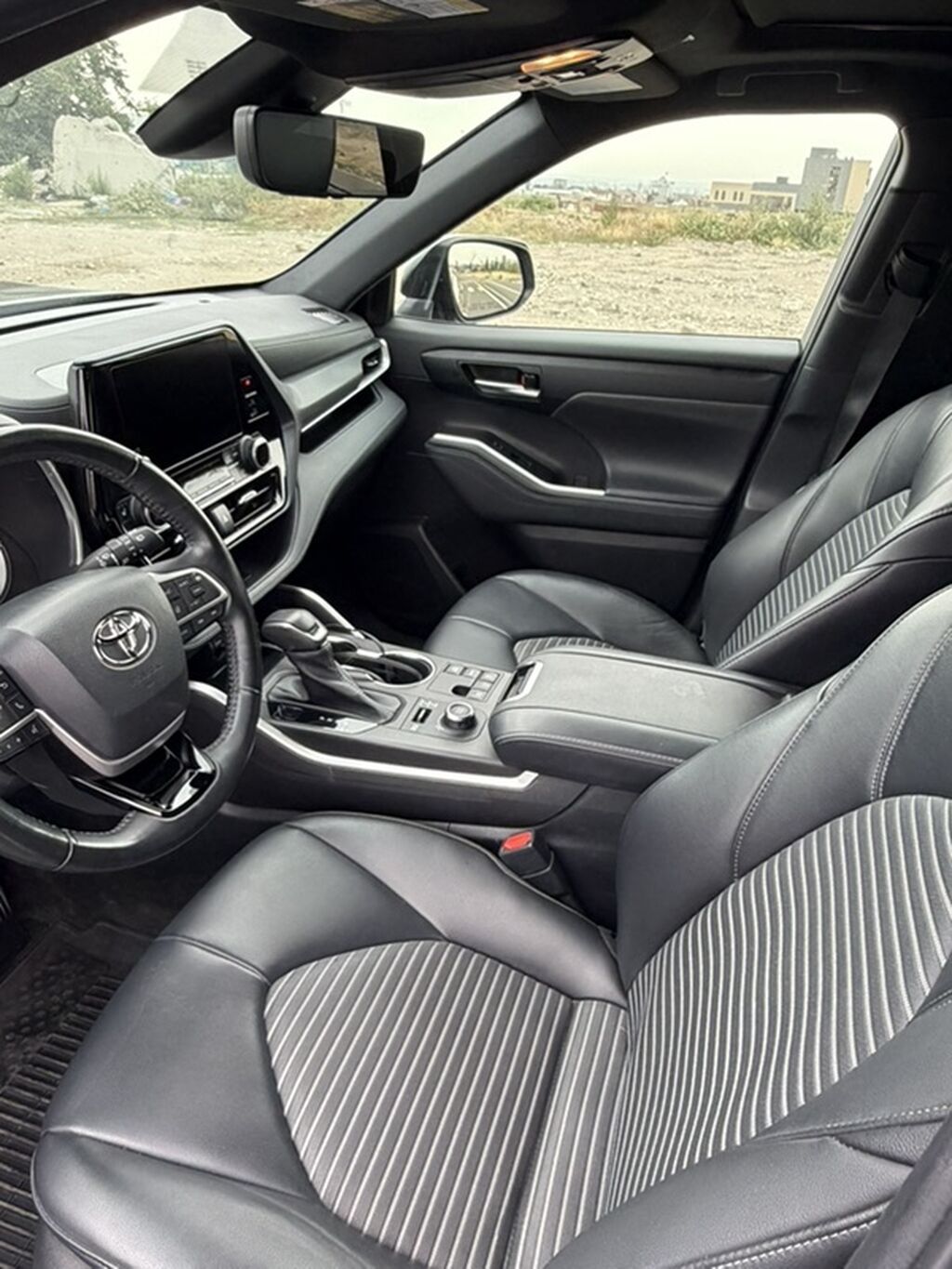 Toyota Highlander: 2023 г., 2.4 л, Автомат, Бензин, Кроссовер: фото 6