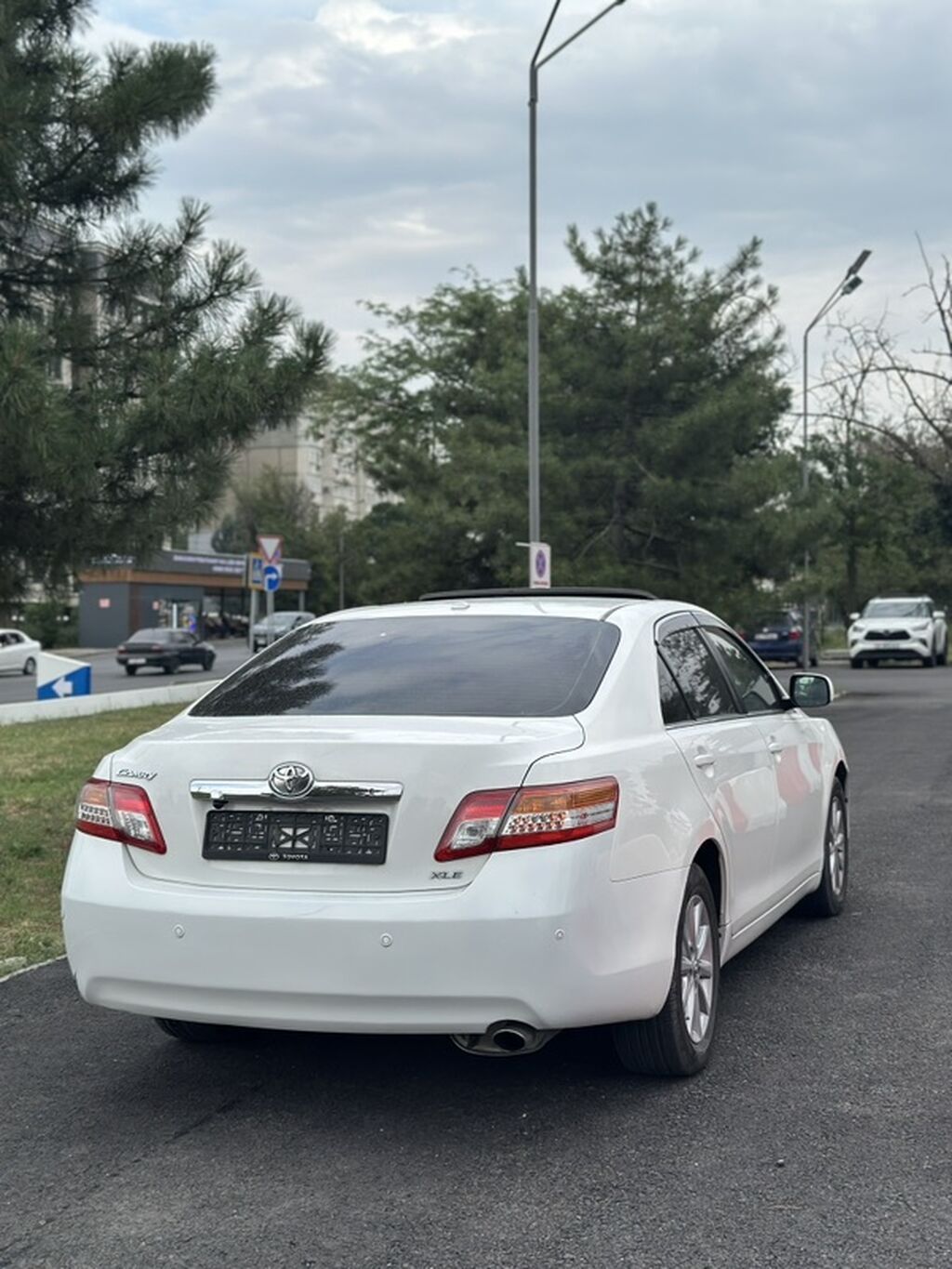 Toyota Camry: 2010 г., 2.5 л, Автомат, Бензин, Седан: фото 3