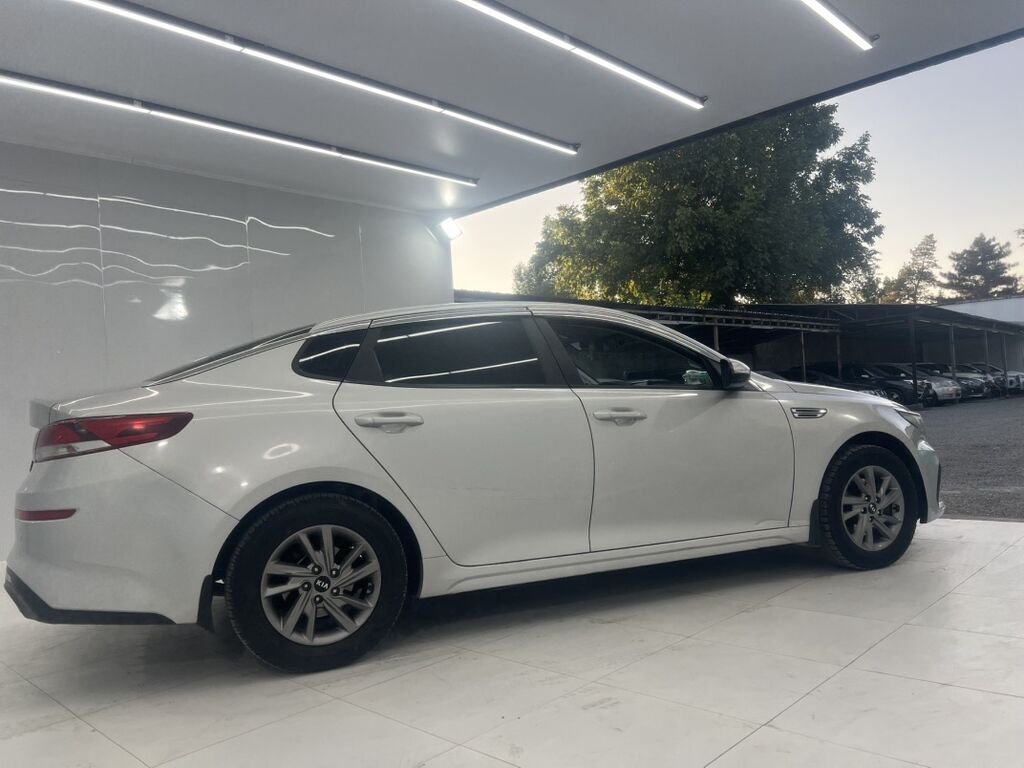 Kia K5: 2019 г., 2 л, Автомат, Газ, Седан: фото 3