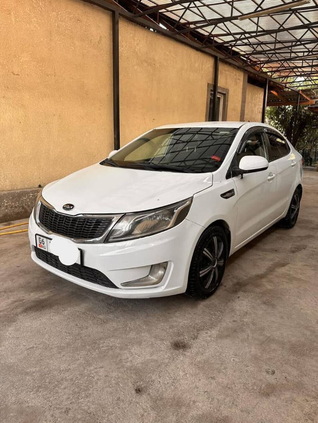 Kia Rio: 2014 г., 1.6 л, Автомат, Бензин, Седан: фото 3