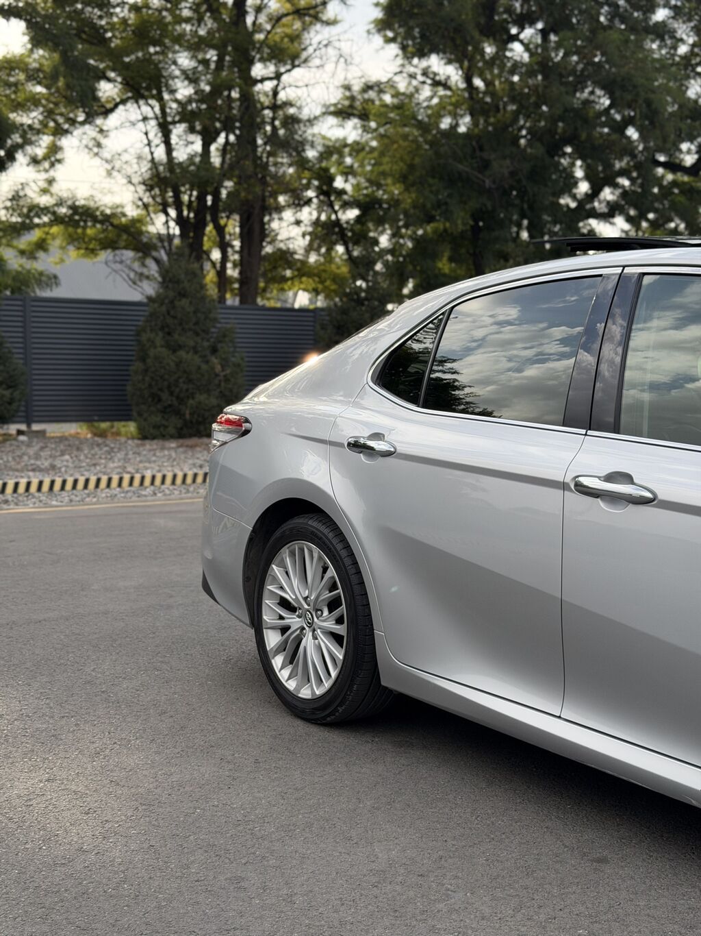Toyota Camry: 2019 г., 2.5 л, Автомат, Бензин, Седан: фото 8
