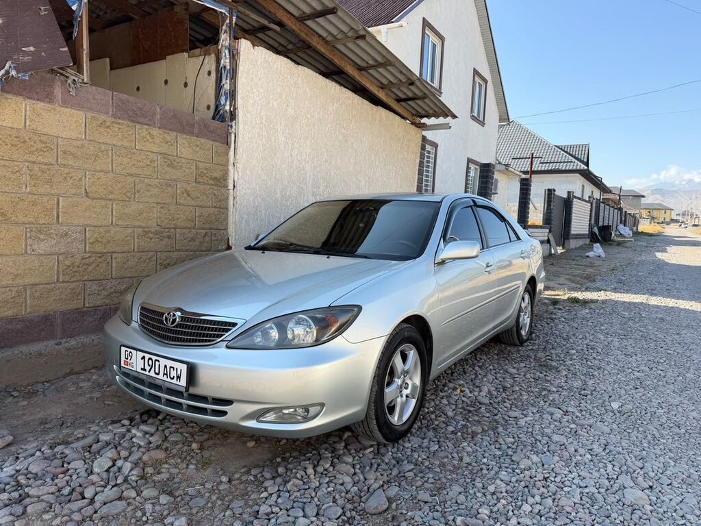 Toyota Camry: 2002 г., 2.4 л, Автомат, Бензин, Седан: фото 1