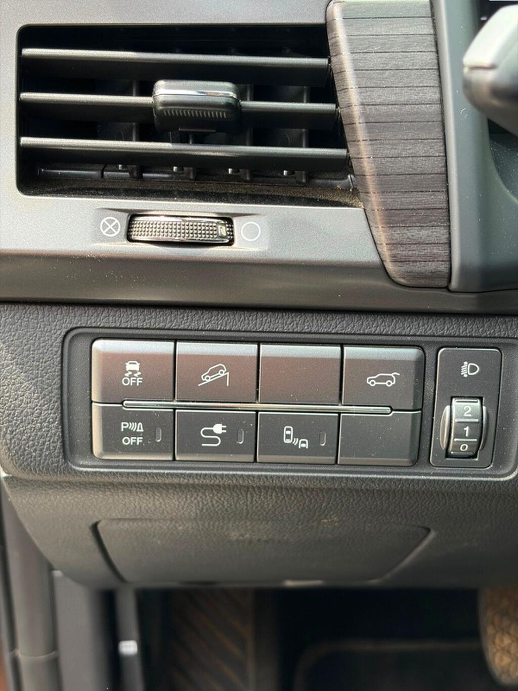 Ssangyong Rexton: 2019 г., Внедорожник: фото 8