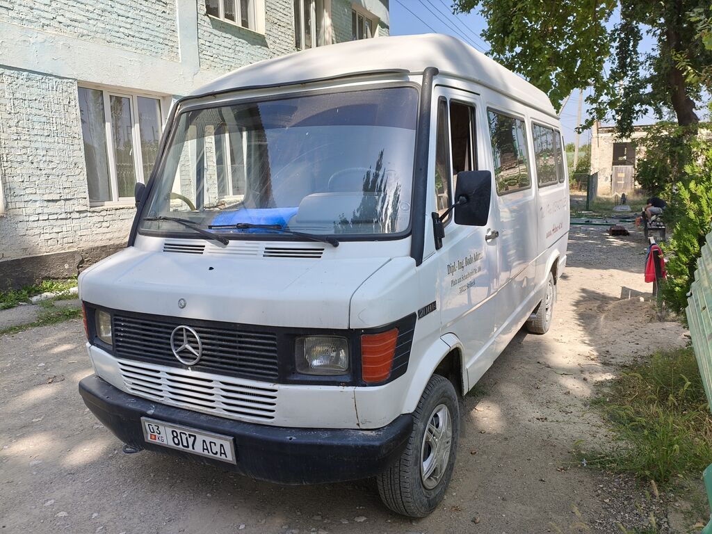 Продаётся микроавтобус Mercedes-Benz Sprinter (T1), 1994 г., дизель: фото 2