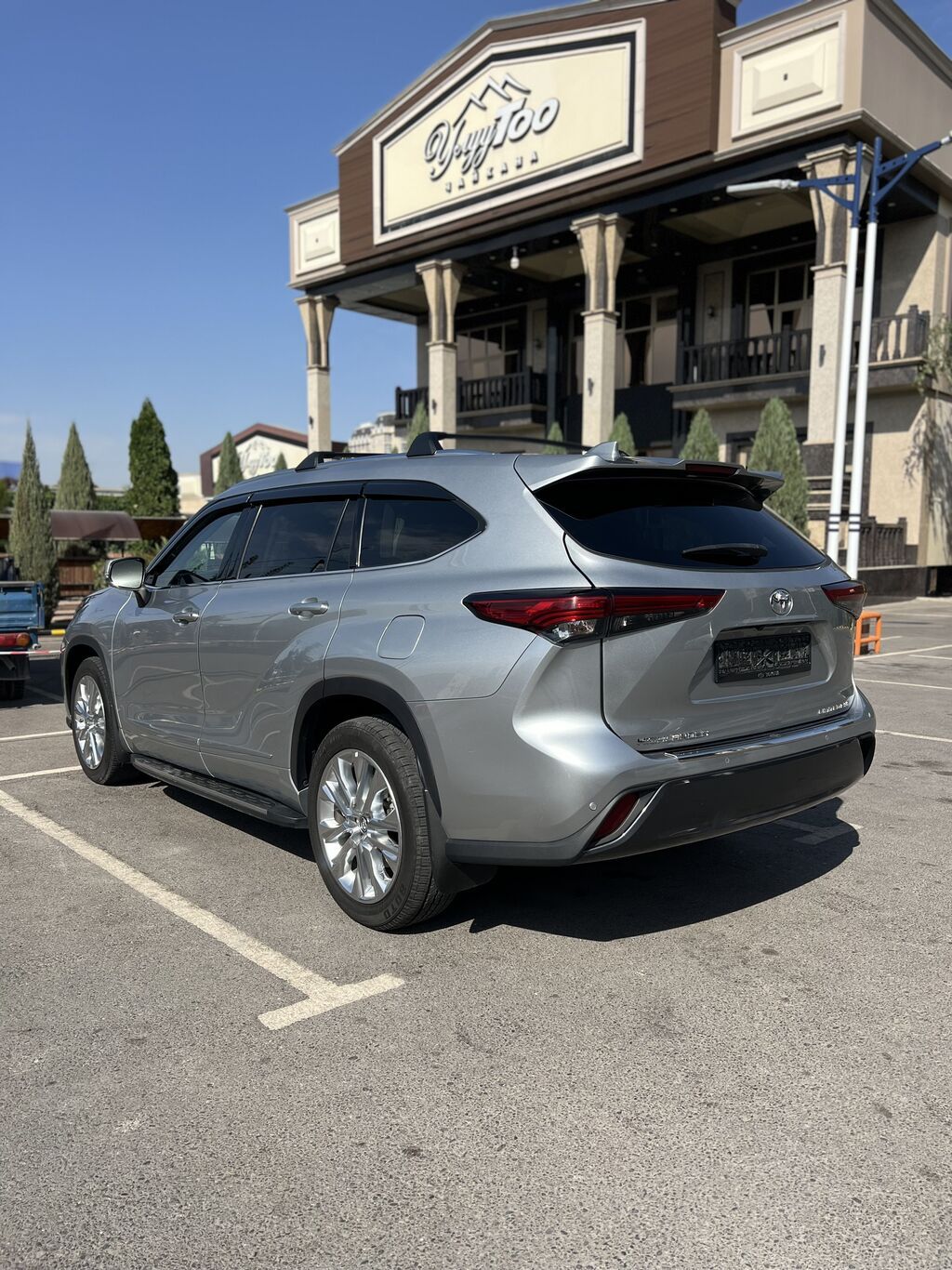 Toyota Highlander: 2021 г., 3.5 л, Автомат, Бензин, Кроссовер: фото 5