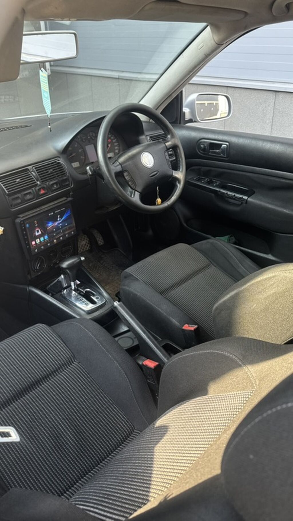 Volkswagen Golf: 2004 г., 1.8 л, Автомат, Бензин, Хэтчбэк: фото 6