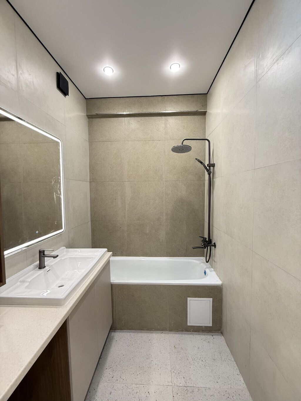3 комнаты, 78 м², Элитка, 3 этаж, Евроремонт: фото 2