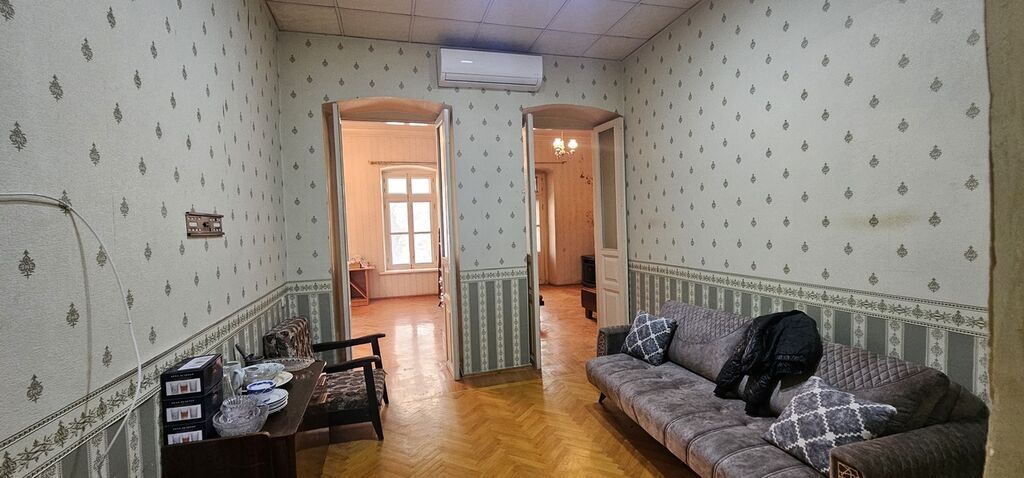 28 Mayda 3 otaqlı köhnə tikili mənzil satılır, 58 m², 220 000 AZN, şəkil 4 / 12