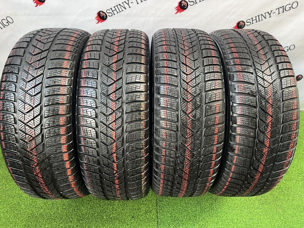 Шины 225 / 55 / R 17, Зима, Б/у, Комплект, Легковые, Италия, Pirelli: фото 1