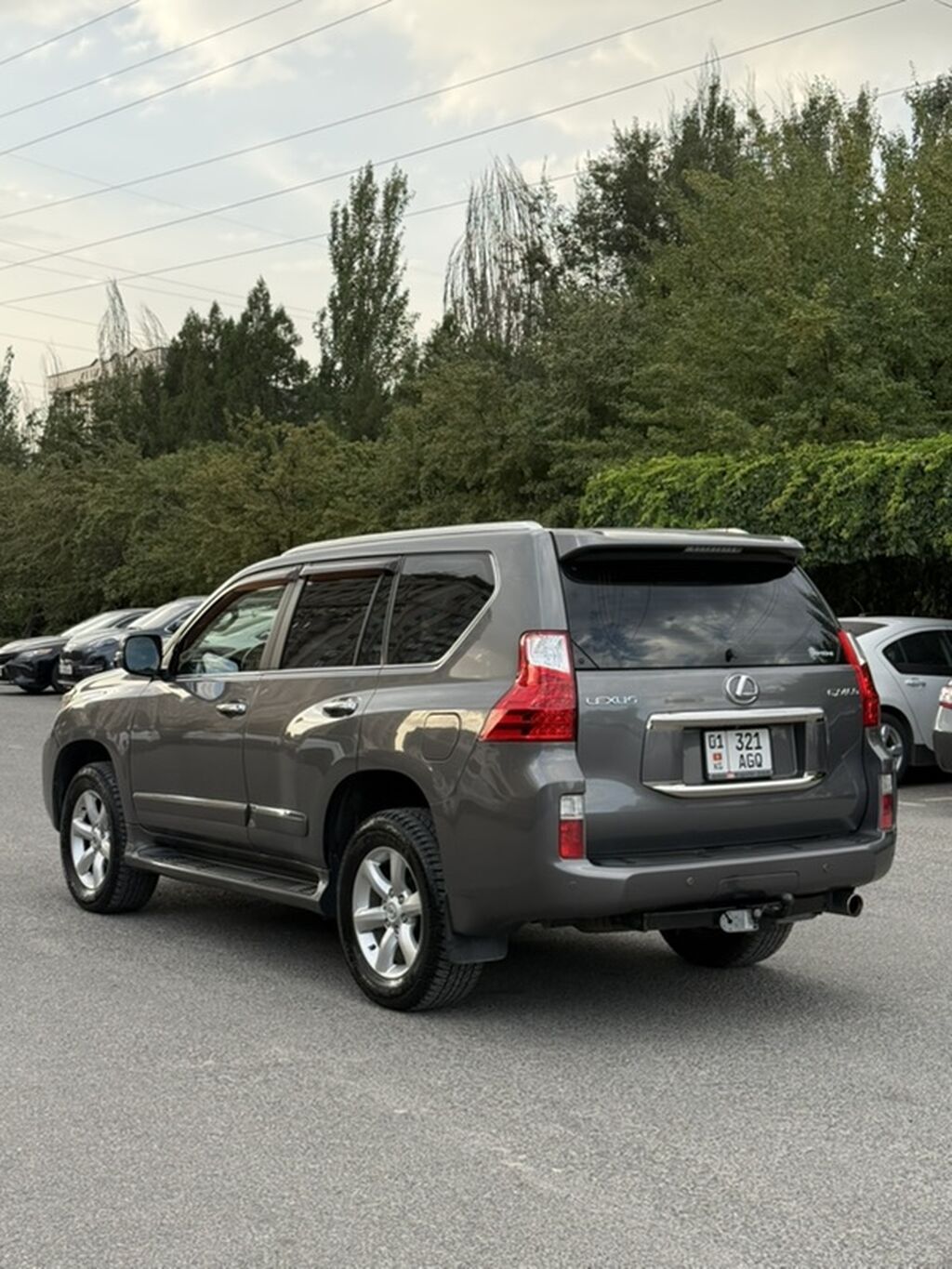 Lexus GX: 2011 г., 4.6 л, Автомат, Бензин, Внедорожник: фото 4