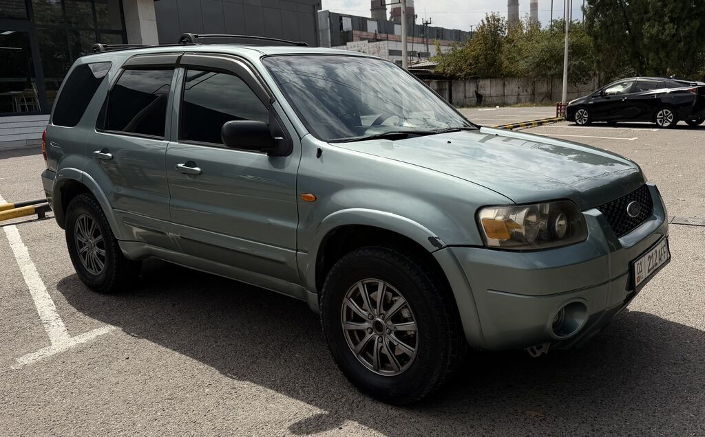 Ford Maverick: 2006 г., 3 л, Автомат, Газ, Кроссовер: фото 2