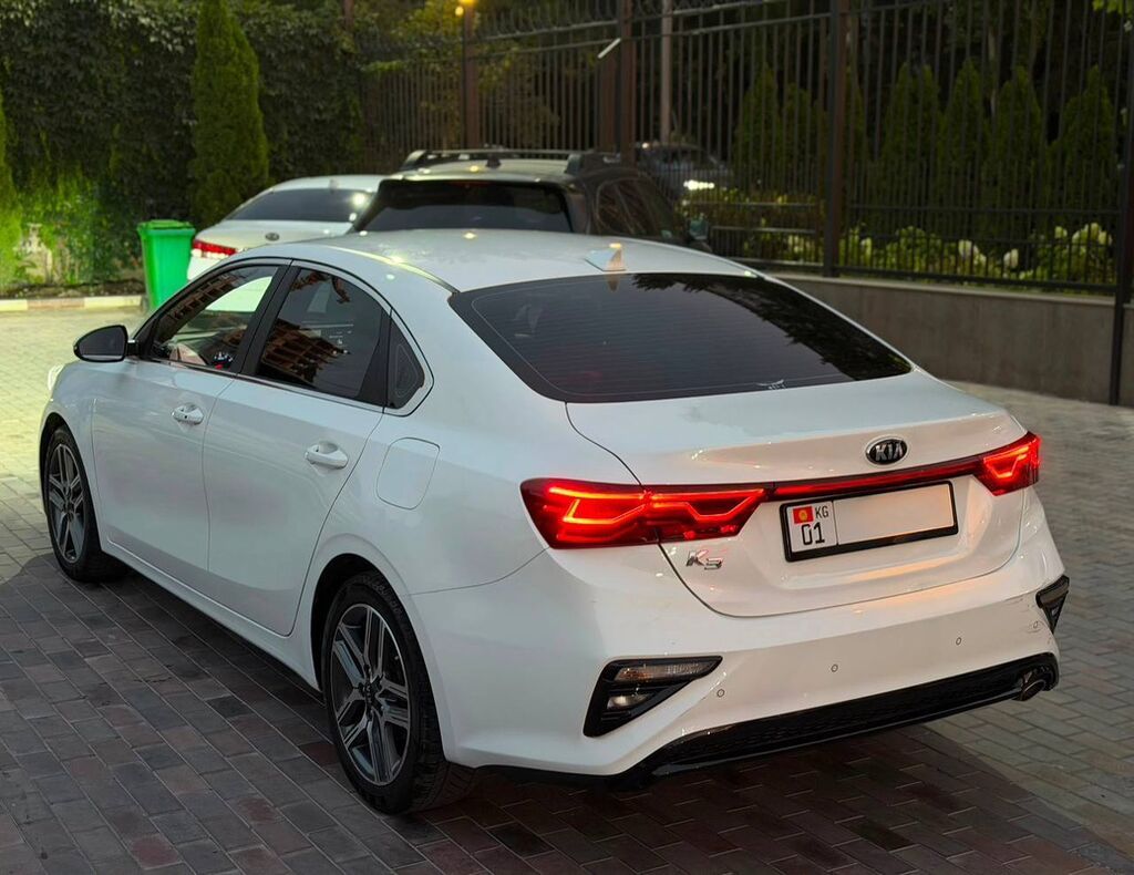 Kia K3: 2020 г., 1.6 л, Автомат, Бензин, Седан: фото 6