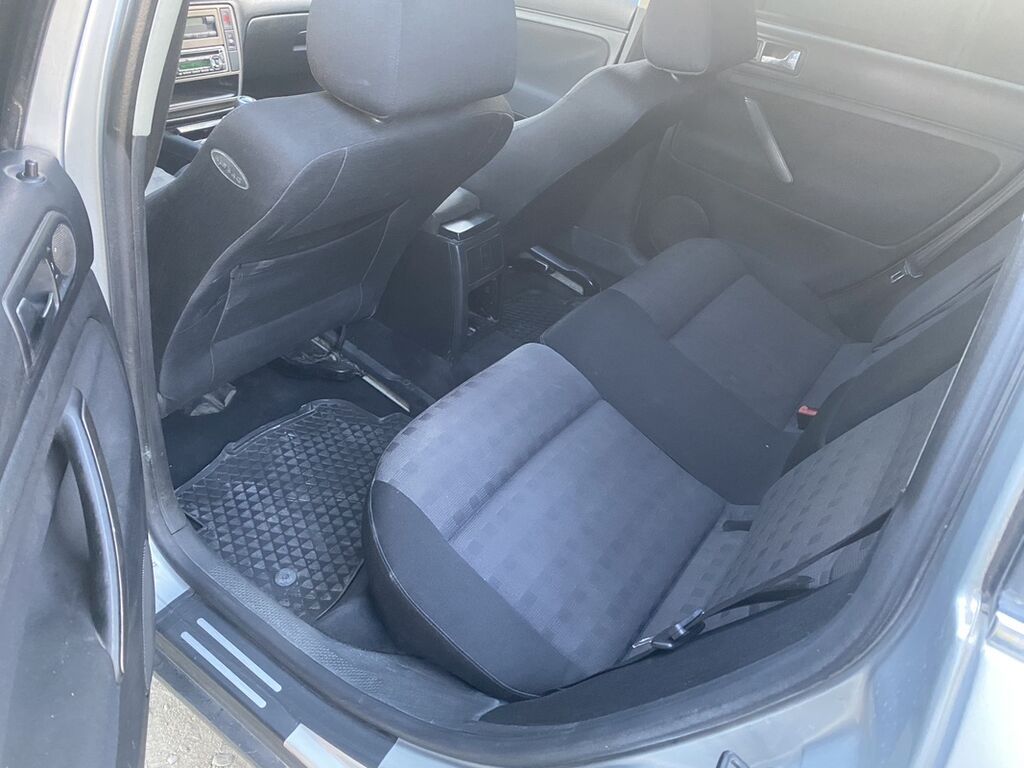 Volkswagen Passat Variant: 2003 г., 1.8 л, Автомат, Бензин, Универсал: фото 8