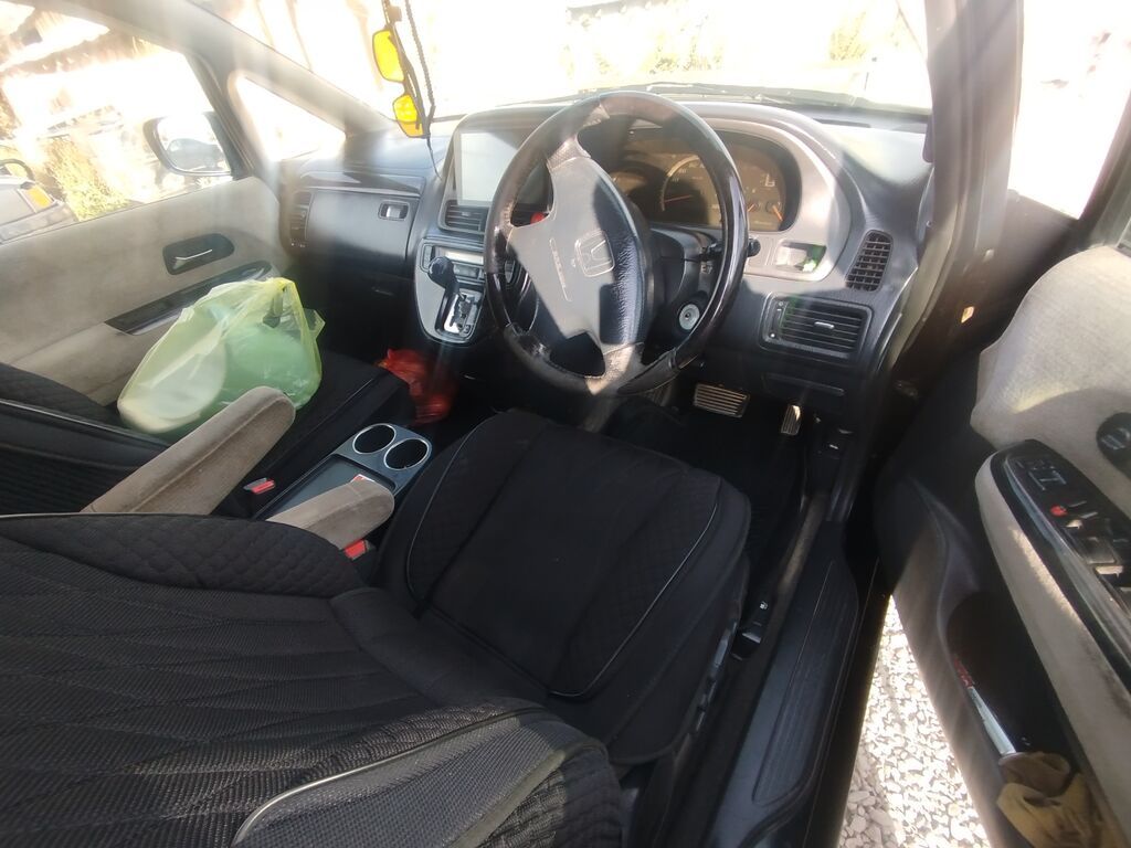 Honda : 2003 г., 3 л, Автомат, Минивэн: фото 2