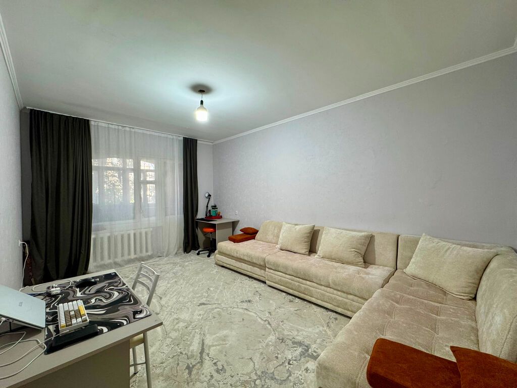 2 комнаты, 60 м², 12 мкр 106 серия, 1 этаж, Косметический ремонт: фото 2