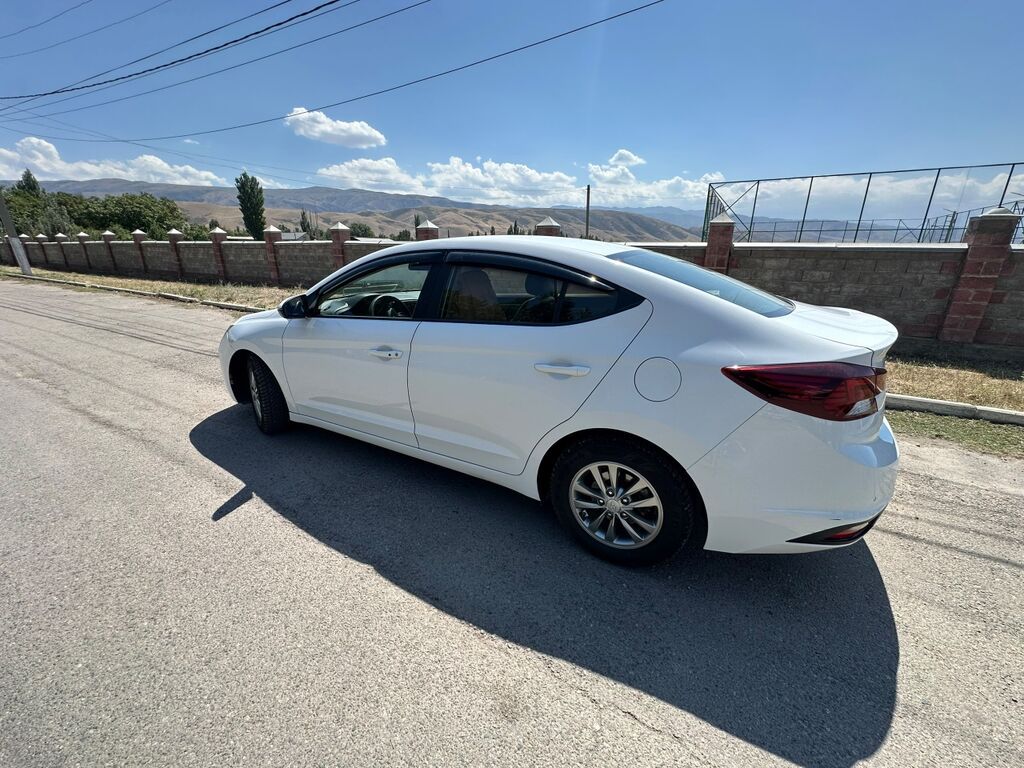 Hyundai Avante: 2019 г., 1.6 л, Автомат, Бензин, Седан: фото 7