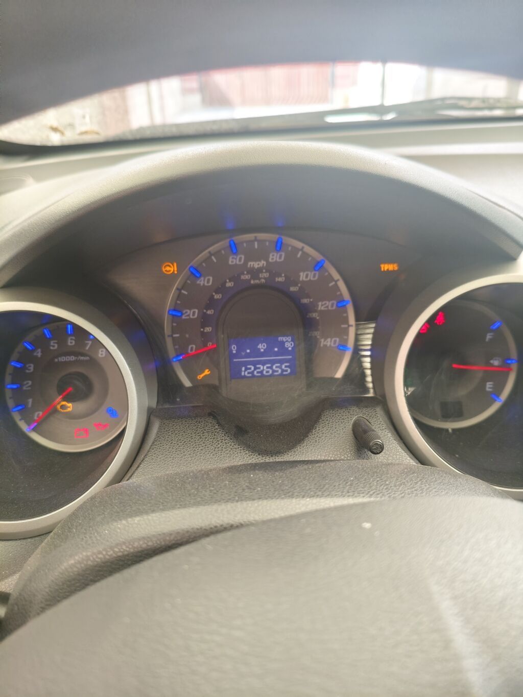 Mini Classic Mini: 2010 г., 1.5 л, Автомат, Бензин, Хэтчбэк: фото 2
