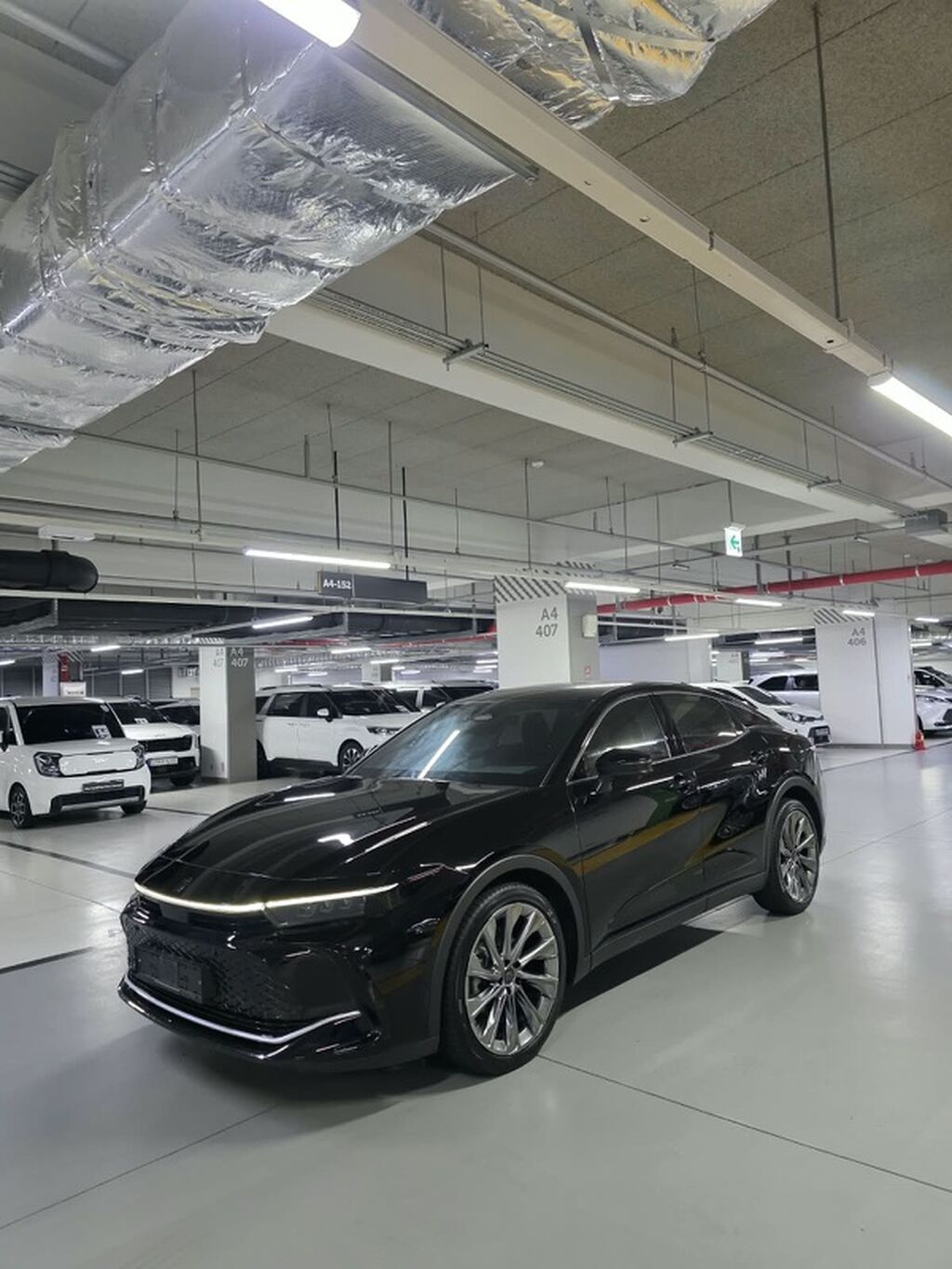 Toyota Crown: 2023 г., 2.5 л, Гибрид, Кроссовер: фото 3
