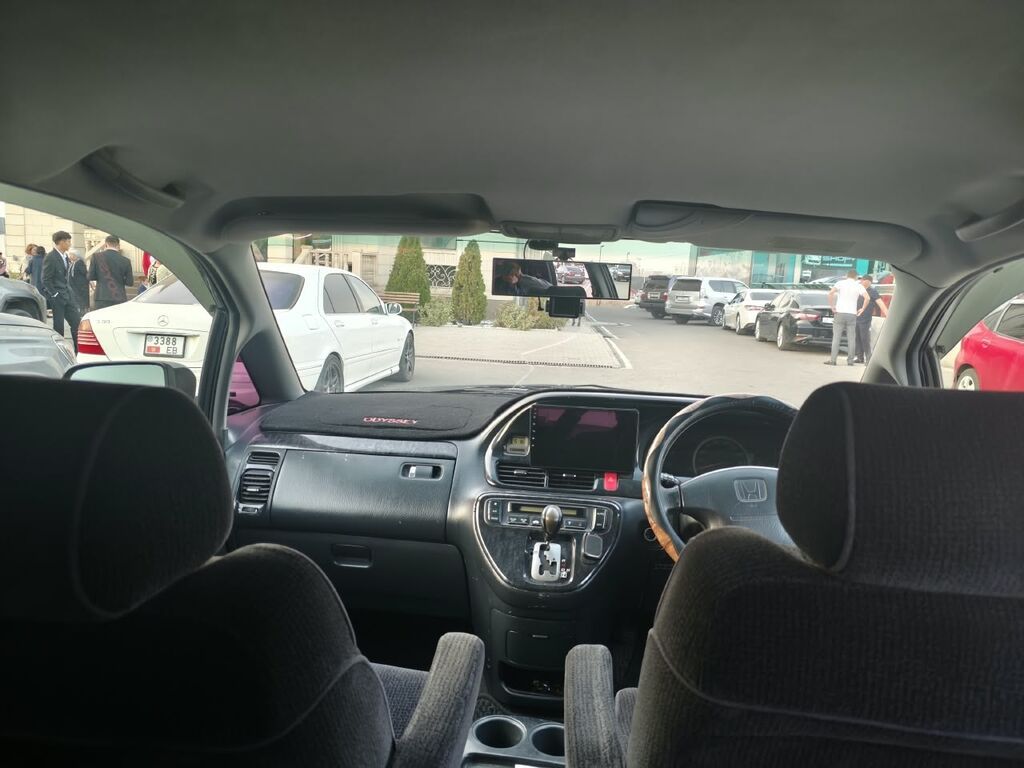 Honda Odyssey: 2002 г., 3 л, Автомат, Минивэн: фото 2