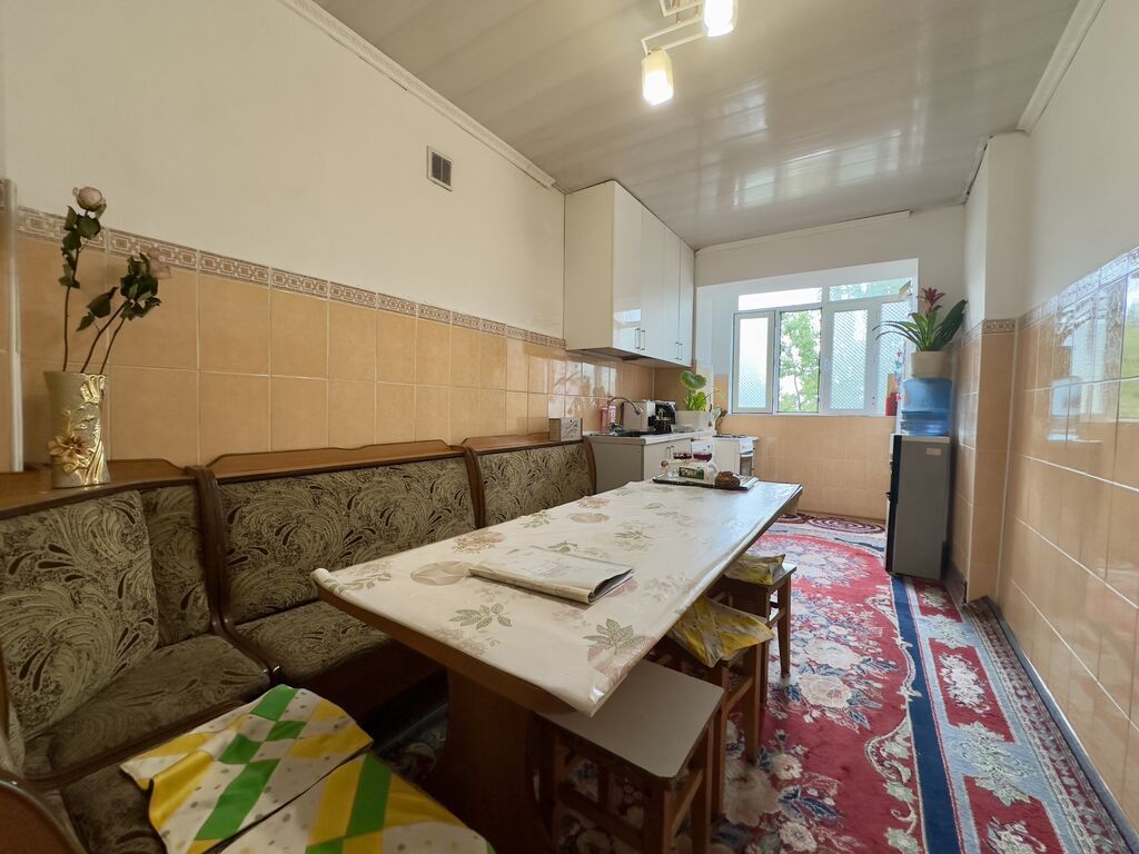3 комнаты, 68 м², Индивидуалка, 5 этаж, Старый ремонт — фото 8