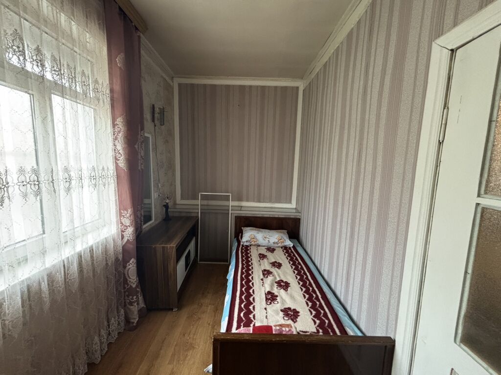 4 otaqlı, 100 kv. m, Yeni təmirli