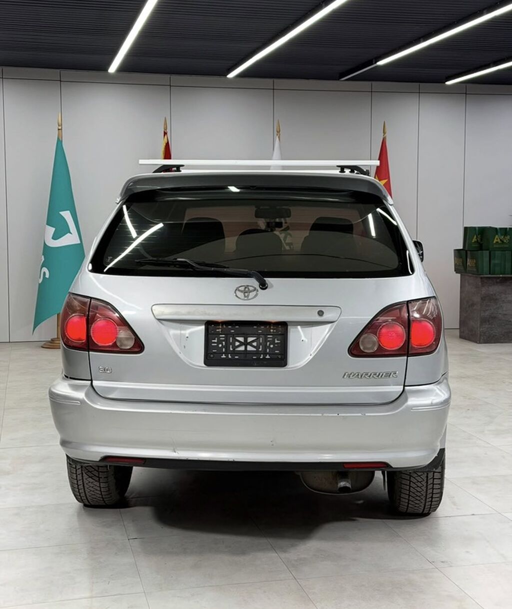 Toyota Harrier: 2000 г., 3 л, Автомат, Бензин, Кроссовер: фото 5