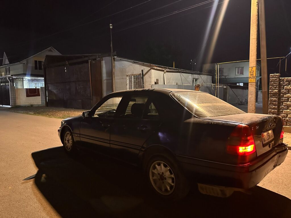 Mercedes-Benz C-Class: 1994 г., 1.8 л, Автомат, Бензин, Седан: фото 4